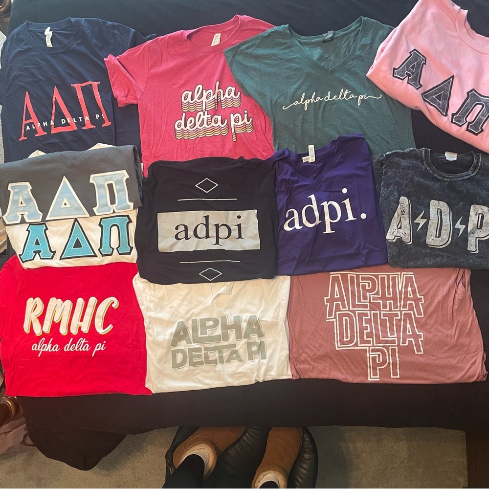 💎🦁Sorority Tshirt Bundle - Alpha Delta Pi - ADPi vneck, scoop, letter, tshirts